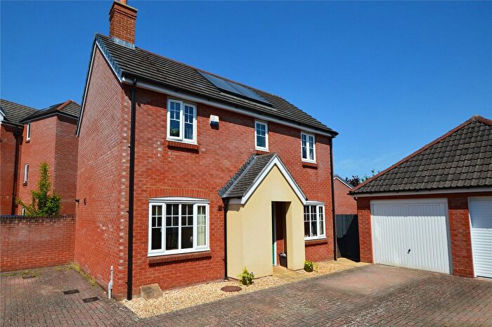 3 Bedroom Detached House For Sale In Bartletts Elm, Langport, Somerset, TA10