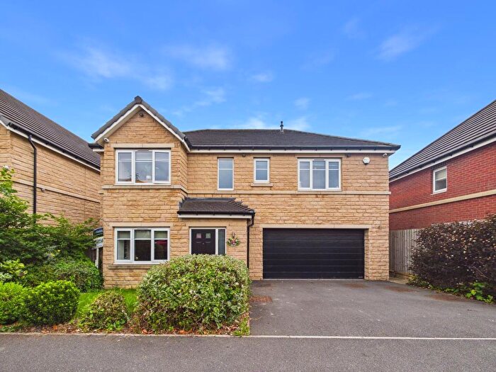 5 Bedroom Detached House For Sale In Wolfenden Way, Wakefield, WF1