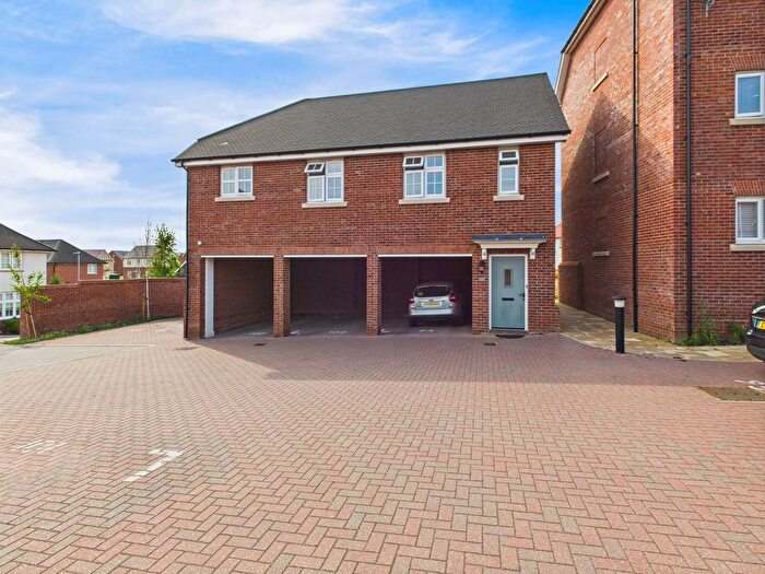 2 Bedroom Property For Sale In Badger Mount, Braintree, CM7