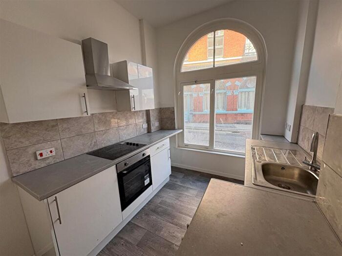 1 Bedroom Flat To Rent In High Street, Lowestoft, NR32