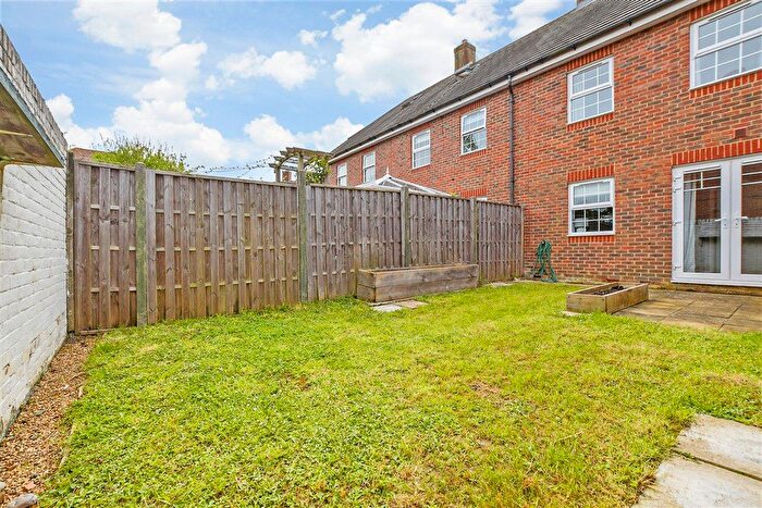 3 Bedroom Terraced House For Sale In Locks Yard, Headcorn, Ashford, Kent, TN27