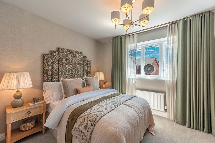 4 Bedroom Property For Sale In Eastbrook Village, Milton Keynes, MK16