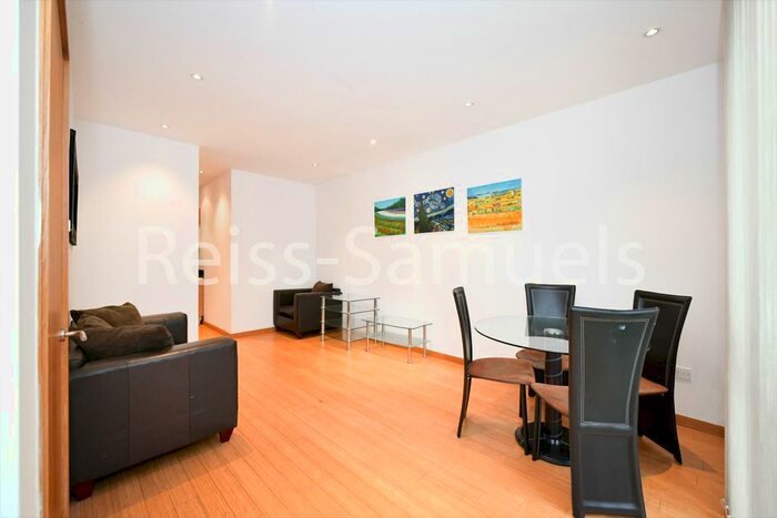 1 Bedroom Flat To Rent In Westferry Road, Isle Of Dogs, Canary Wharf, Docklands, London, E14