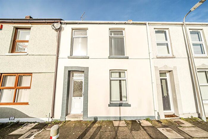 3 Bedroom Terraced House For Sale In Havelock Street, Llanelli, SA15