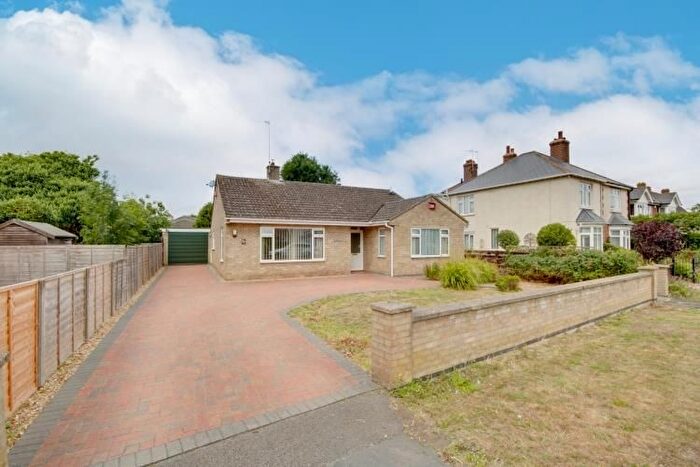 3 Bedroom Detached Bungalow For Sale In Mill Green, Warboys, PE28