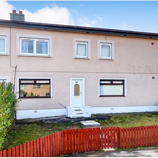 3 Bedroom Flat To Rent In Beechgrove Avenue, Glasgow, G71