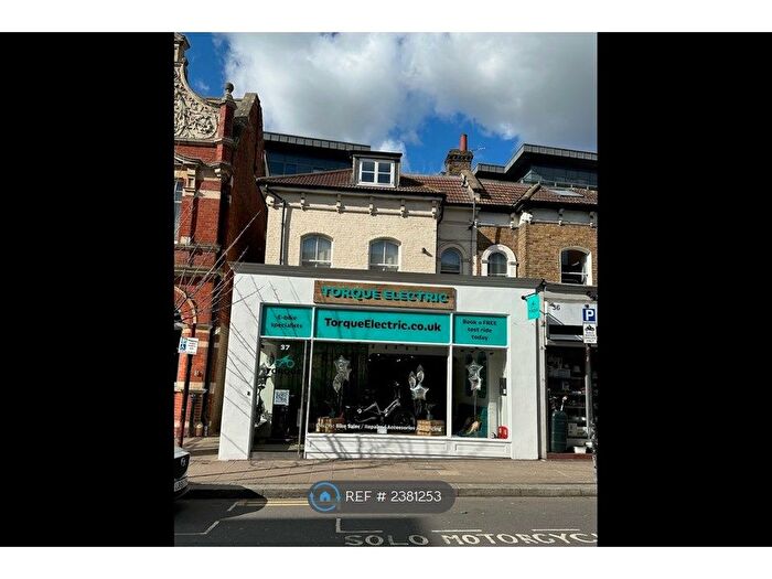 1 Bedroom Flat To Rent In Victoria Road, Surbiton, KT6