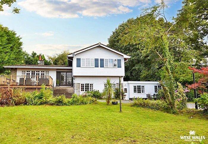 6 Bedroom Detached House For Sale In Kilgetty Lane, Stepaside, Pembrokeshire, SA67