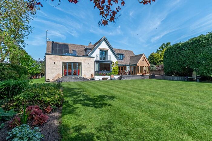 5 Bedroom Detached House For Sale In Castor Road, Marholm, Peterborough, Cambridgeshire, PE6