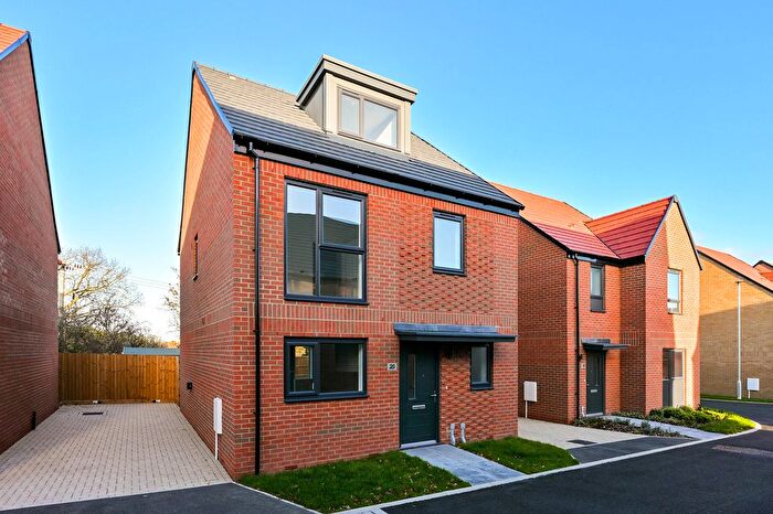 4 Bedroom Detached House For Sale In Ashdon Road, Saffron Walden, CB10