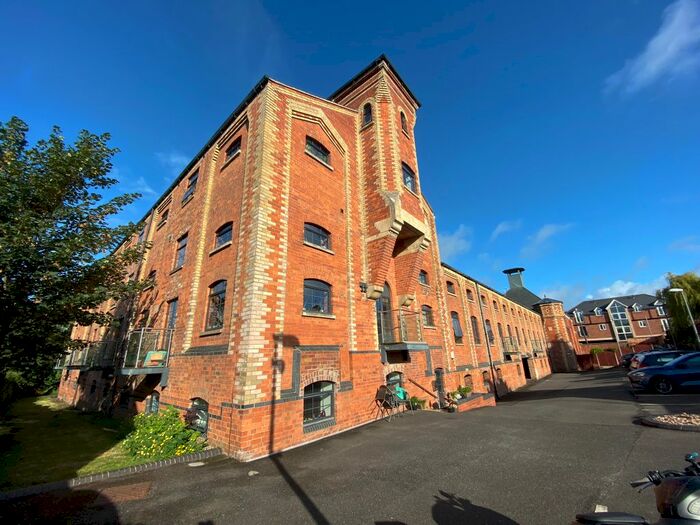 2 Bedroom Flat To Rent In Riverview Maltings, Bridge Stree, Grantham, NG31