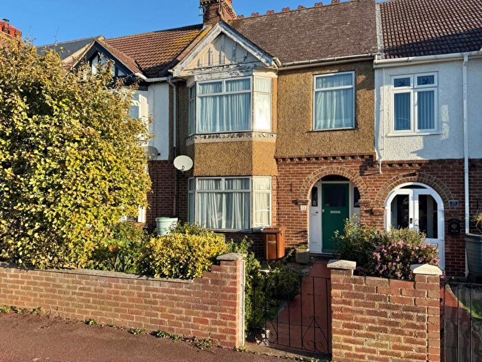 3 Bedroom Terraced House For Sale In Hunters Way, Darland, Gillingham, ME7