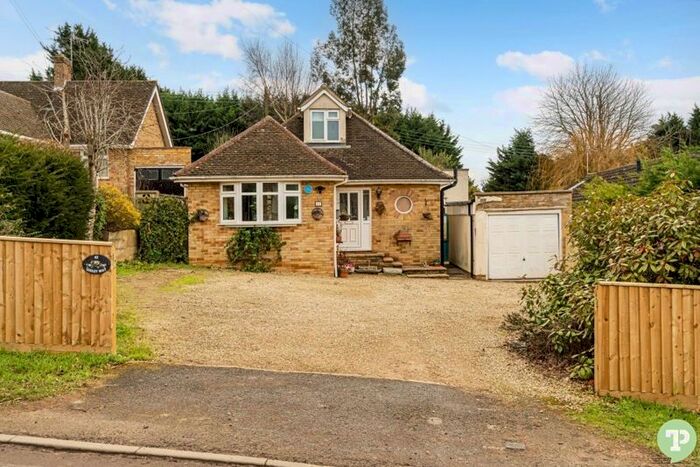 4 Bedroom Detached Bungalow To Rent In Gidley Way, Horspath, Oxford, OX33