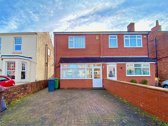 2 Bedroom Semi Detached House For Sale In Compton Road, Birkdale, PR8