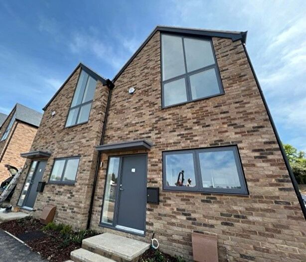 2 Bedroom Property To Rent In Lower Wimbush Road, Chelmsford, CM3