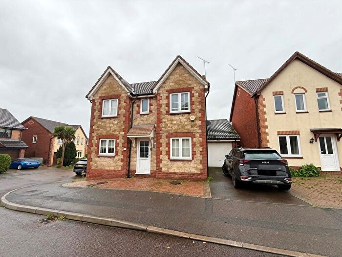 4 Bedroom House To Rent In Juniper Way, Bradley Stoke, Bristol, BS32
