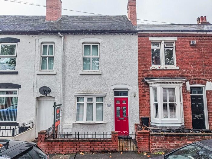 3 Bedroom Terraced House For Sale In Harrison Street, Walsall, WS3