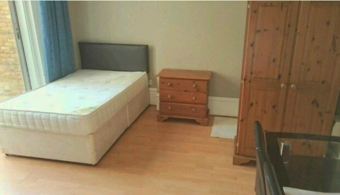Studio To Rent In Malwood Road, Clapham South, SW12