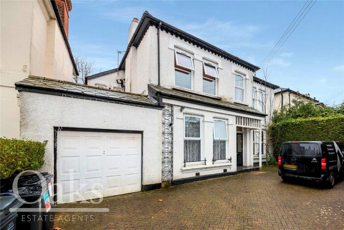 2 Bedroom Apartment To Rent In Lawrence Road, South Norwood, SE25