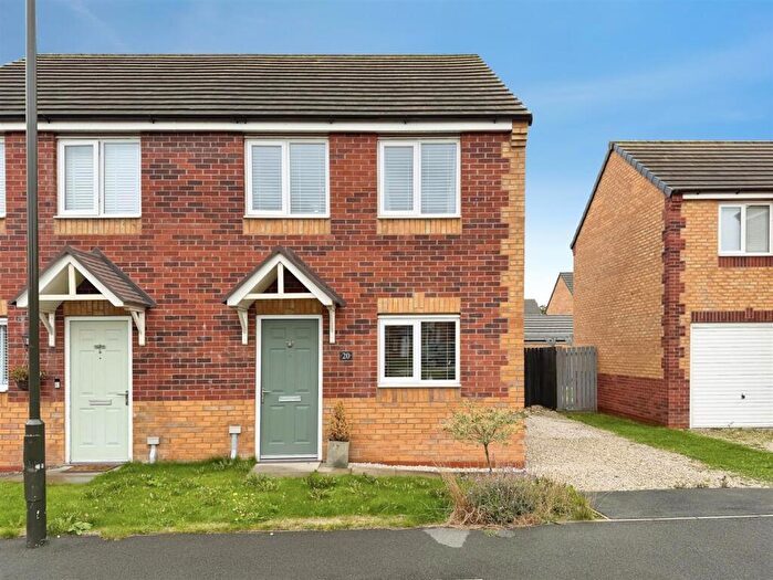 3 Bedroom Semi-Detached House For Sale In Model Lane, Creswell, Worksop, S80
