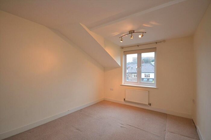 2 Bedroom Apartment To Rent In Linden Grange, Claremont Avenue, Bristol, BS7