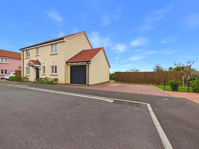 4 Bedroom Detached House For Sale In Sedgemoor Close, Lympsham, Weston-Super-Mare, BS24