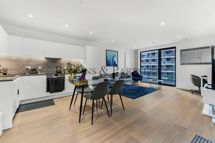 1 Bedroom Flat To Rent In Fairwater House, Royal Wharf, E16