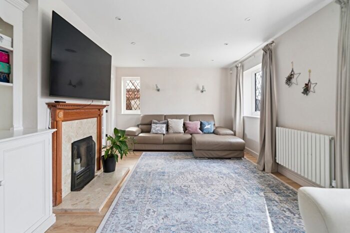 5 Bedroom Detached House To Rent In Lammie Way, Godmanchester, PE29
