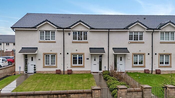 3 Bedroom Terraced House For Sale In Burnfield Road, Thornliebank, G46