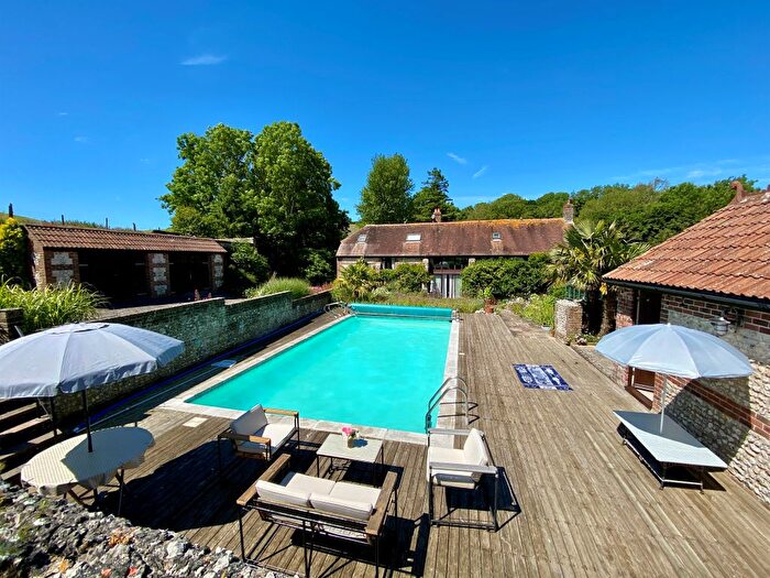 5 Bedroom Property For Sale In Winfrith Newburgh, Dorchester, DT2