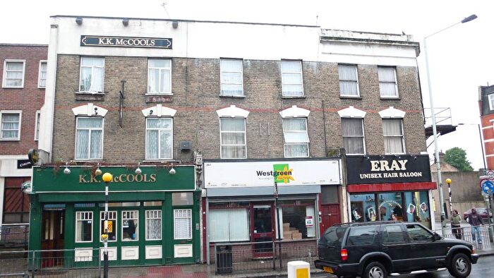 2 Bedroom Property To Rent In West Green Road, London, N15