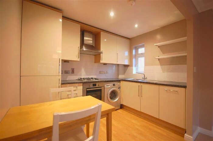 1 Bedroom Flat To Rent In High Road, Ickenham, Uxbridge, UB10