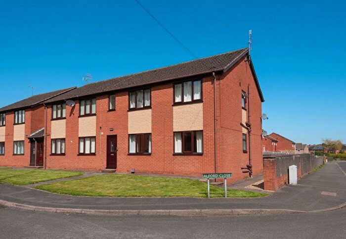 2 Bedroom Flat To Rent In Alford Close, Chesterfield, S40