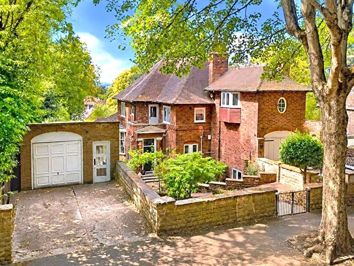 3 Bedroom Flat For Sale In Lucknow Avenue, Mapperley Park, Nottingham, NG3