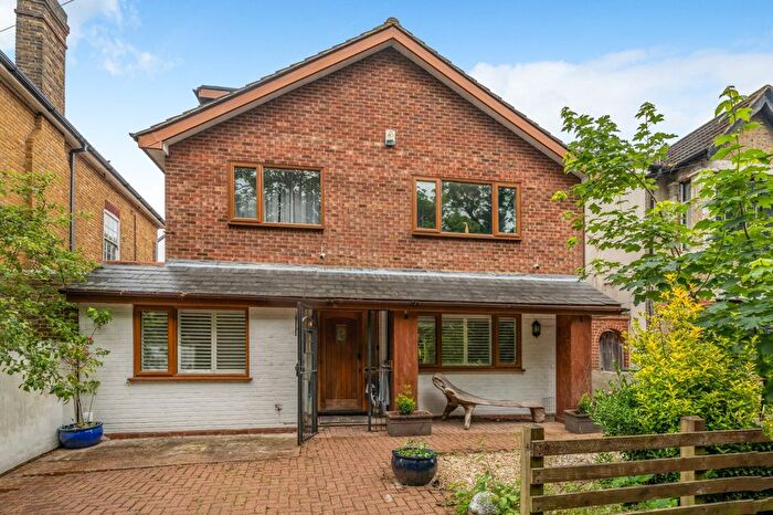 5 Bedroom Detached House To Rent In Pinewood Road, London, SE2