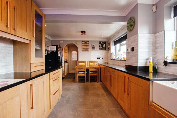 4 Bedroom Detached House For Sale In Bracken Road, Shirebrook, Mansfield, NG20