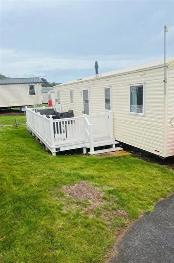 3 Bedroom Hotel For Sale In Beech Walk, Devon Cliffs, Exmouth, EX8