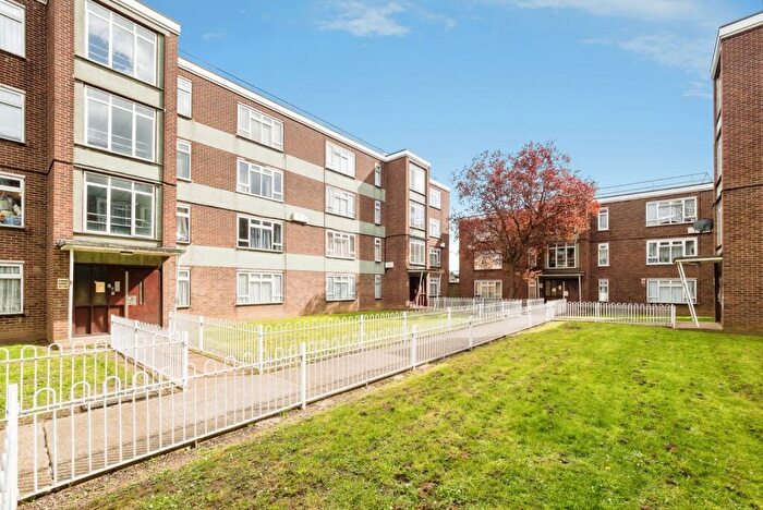 1 Bedroom Flat For Sale In Diban Court, Diban Avenue, Hornchurch, RM12