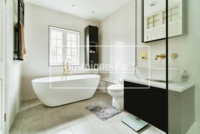 4 Bedroom House To Rent In Banstead, SM7