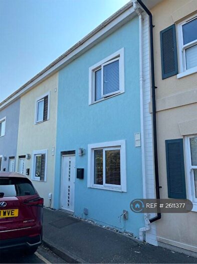 2 Bedroom Terraced House To Rent In Station Road, Worthing, BN11