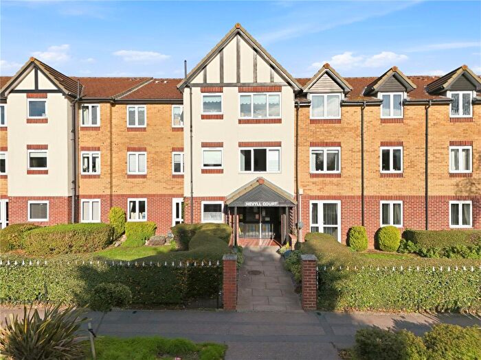1 Bedroom Apartment For Sale In Station Road, Southend-on-Sea, Essex, SS1