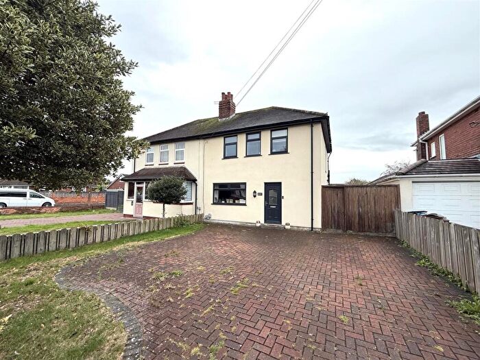 3 Bedroom Semi-Detached House For Sale In Blackpool Road North, Lytham St Anne’s, FY8