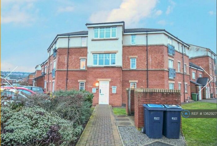 2 Bedroom Flat To Rent In Redgrave Close, Gateshead, NE8