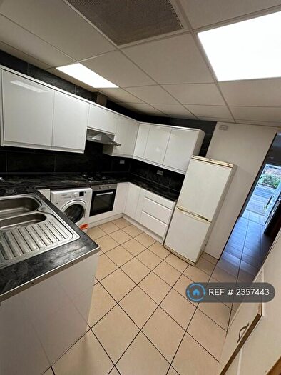 3 Bedroom Semi-Detached House To Rent In Movers Lane, Barking, IG11