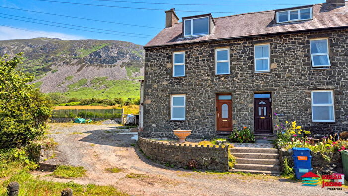 3 Bedroom End Of Terrace House For Sale In Near Trefor, Caernarfon, LL54