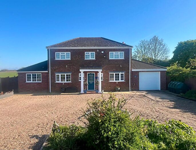 4 Bedroom Detached House For Sale In Mareham Gate, Boston, PE22
