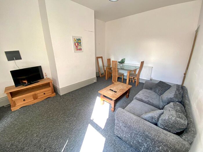 2 Bedroom Flat To Rent In George Road, Wallsend, NE28