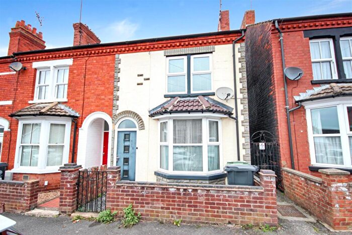 2 Bedroom Terraced House To Rent In Denmark Road, Rushden, NN10