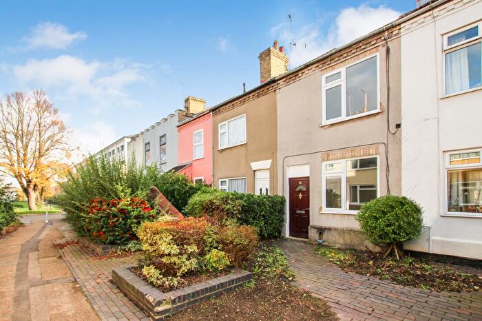 3 Bedroom Terraced House To Rent In Tower Street, Peterborough, PE2