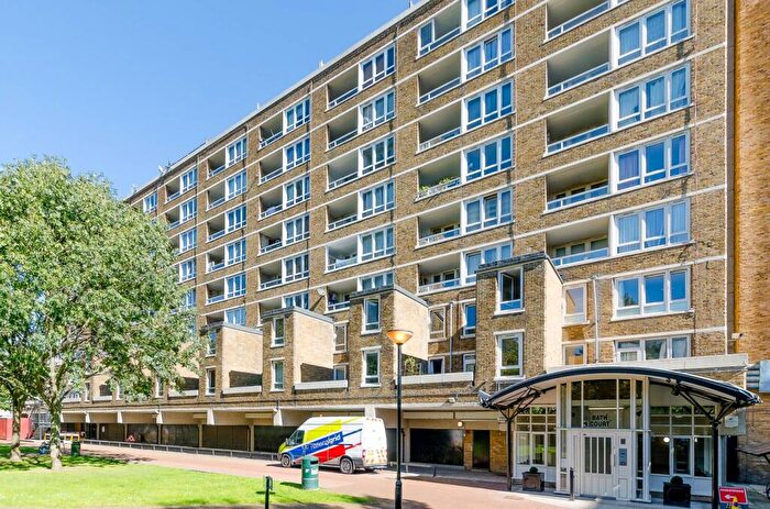 Studio To Rent In Bath Street, Old Street, London, EC1V